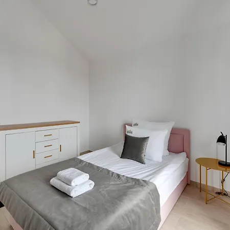 Waterlane Riverside - Spa, Pool, Gym & Parking By Downtown Apartments Gdansk Exterior foto