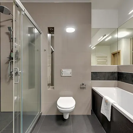 Waterlane Riverside - Spa, Pool, Gym & Parking By Downtown Apartments Gdansk Habitación foto