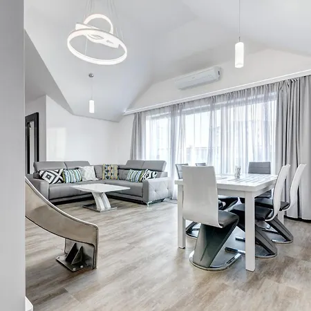 Waterlane Riverside - Spa, Pool, Gym & Parking By Downtown Apartments Gdansk Habitación foto