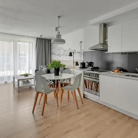 Waterlane Riverside - Spa, Pool, Gym & Parking By Downtown Apartments Gdansk Room photo