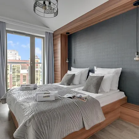 Waterlane Riverside - Spa, Pool, Gym & Parking By Downtown Apartments Gdansk Room photo