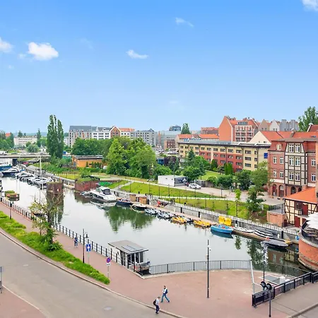 Waterlane Riverside - Spa, Pool, Gym & Parking By Downtown Apartments Gdansk Room photo