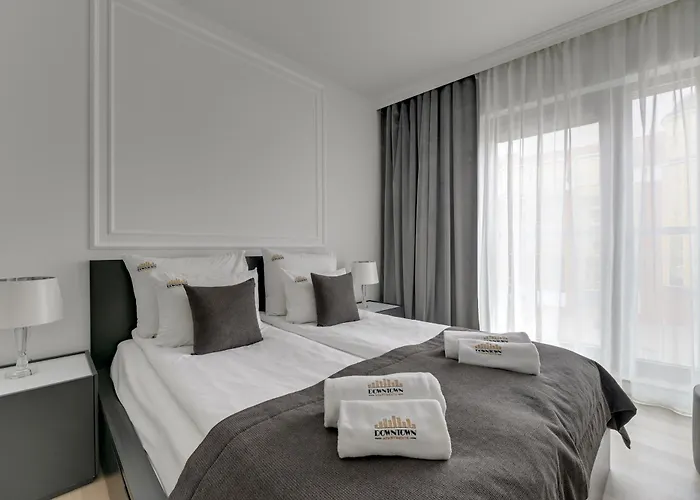 Waterlane Riverside - Spa, Pool, Gym & Parking By Downtown Apartments