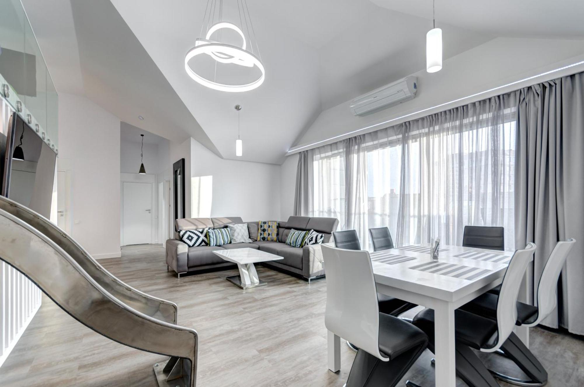 Leilighet Waterlane Riverside - Spa, Pool, Gym & Parking By Downtown