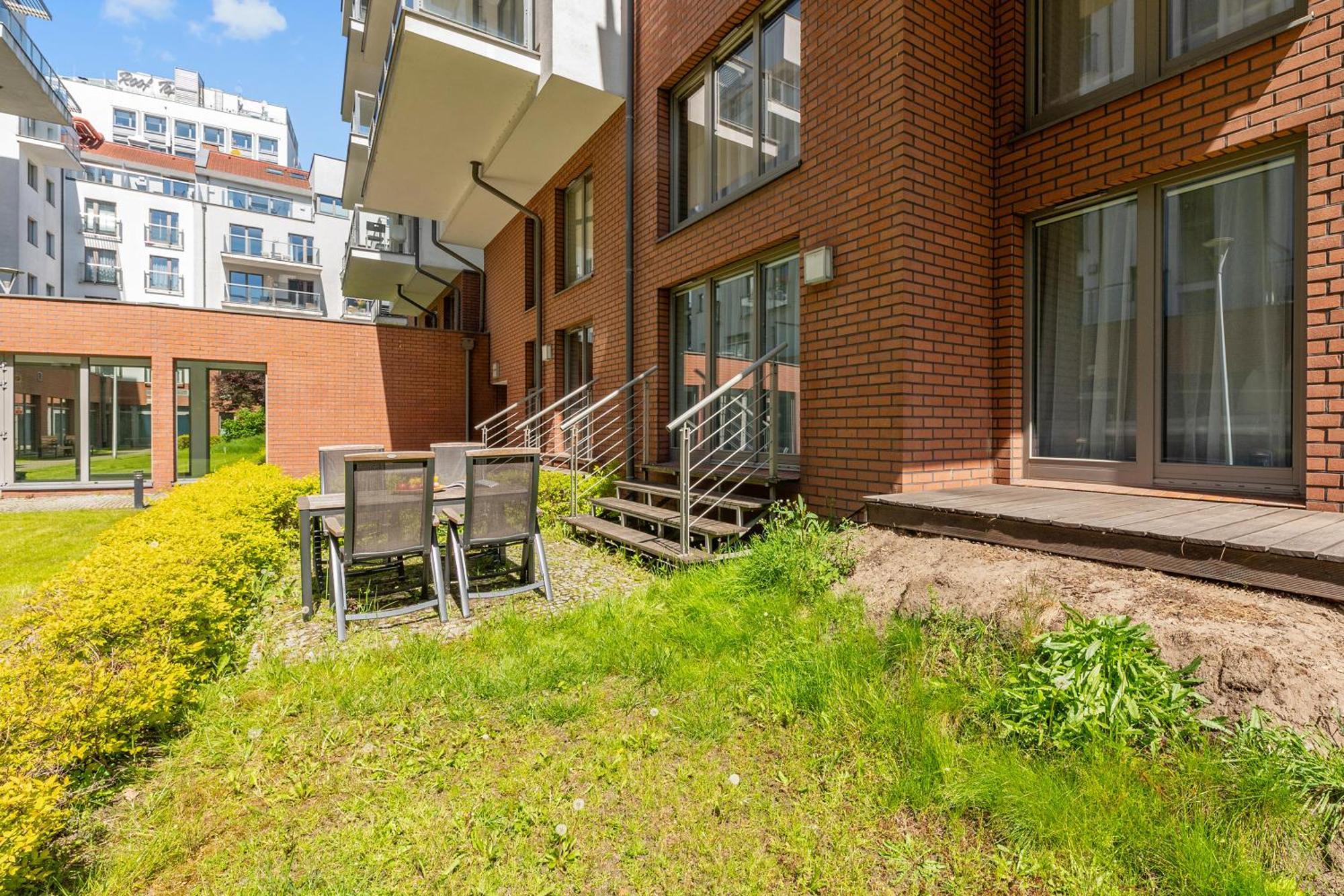 Waterlane Riverside - Spa, Pool, Gym & Parking By Downtown Apartment Danzig