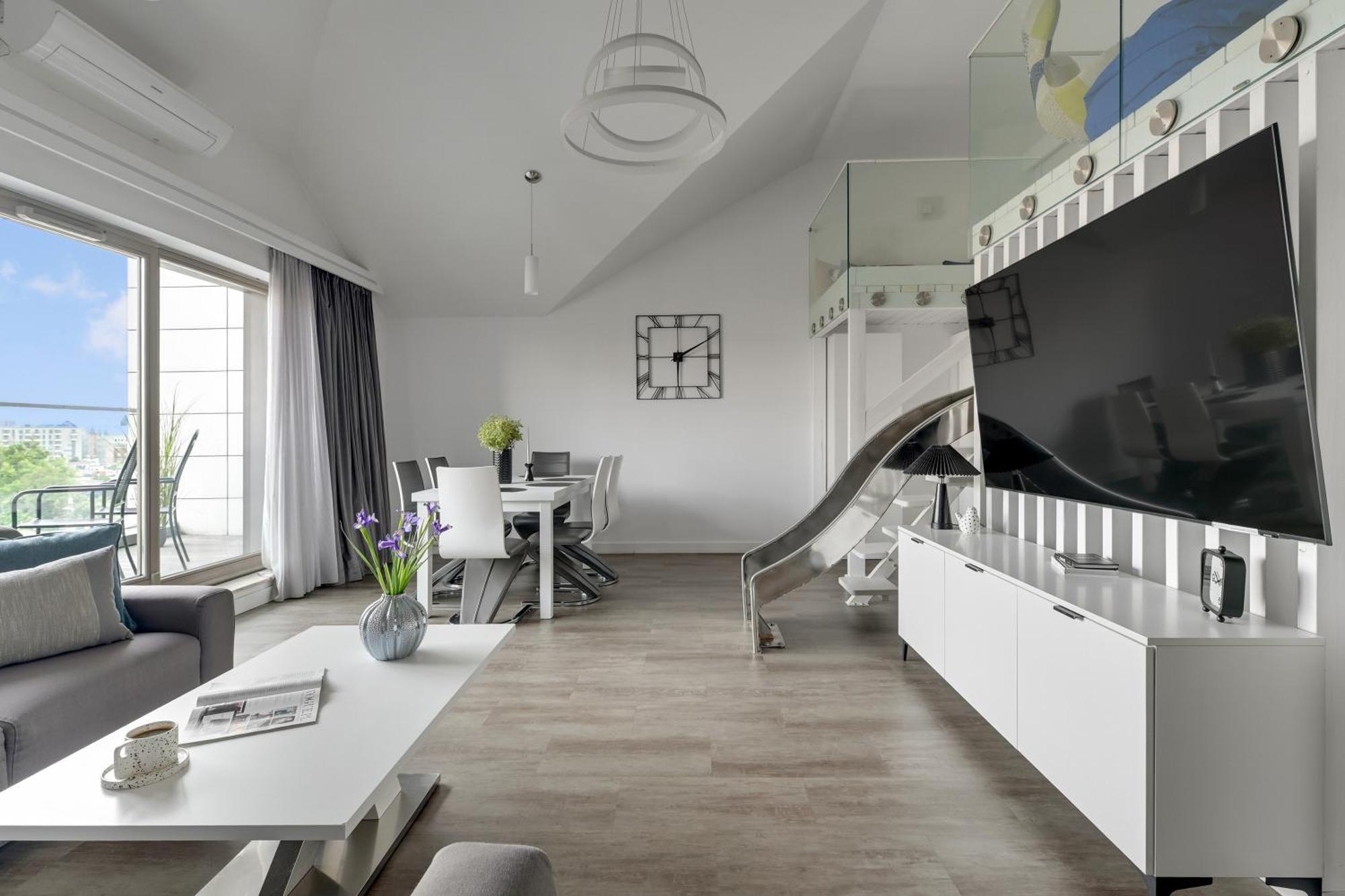 Waterlane Riverside - Spa, Pool, Gym & Parking By Downtown Danzig